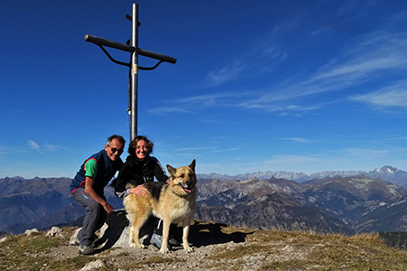 Autunnale in CIMA MENNA (2300 m) da Zorzone ad anello con discesa dal Chignol d’Arale il 25 ott. 2018- FOTOGALLERY